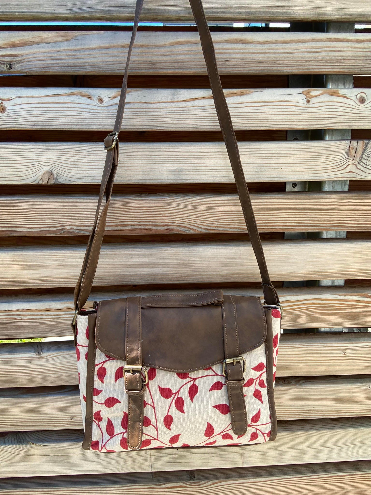 rectangle bag in leaf & wine pattern