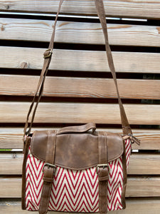 rectangle bag in large triangle wave pattern